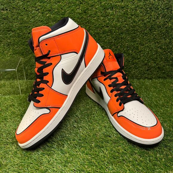 Size 12  Nike  Air Jordan 1 Mid SE 'Turf Orange' DD6834-802 - Picture 1 of 9